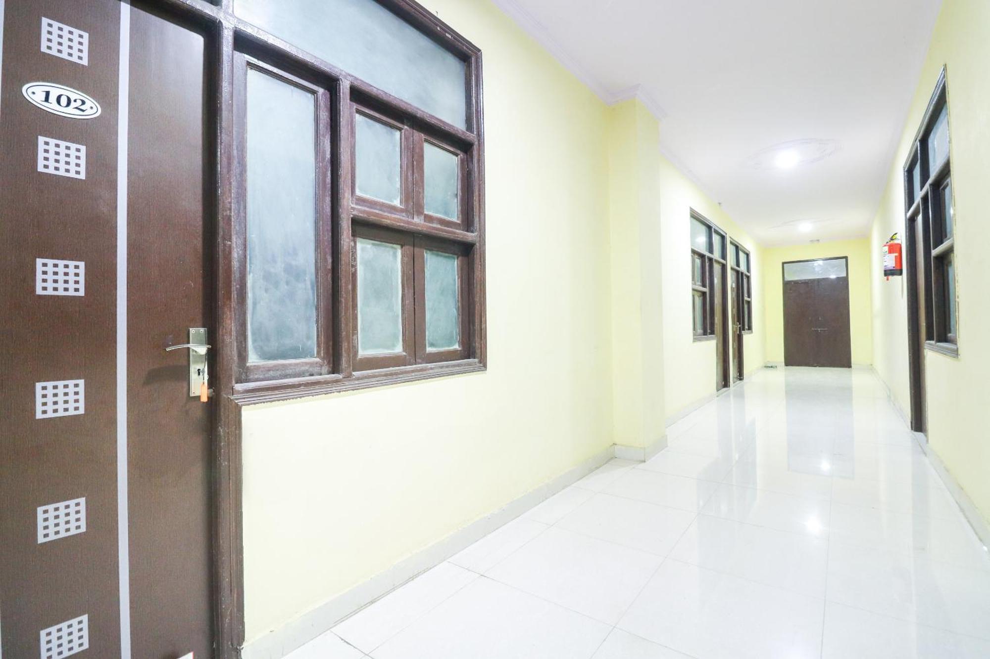 Hotel O Sunrise Inn Indirapuram Экстерьер фото